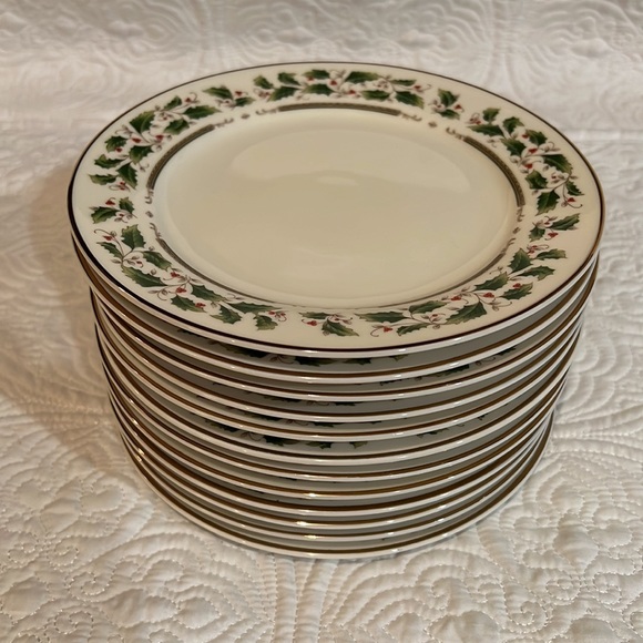 Holly holiday salad plates, set of 12 - Picture 8 of 10